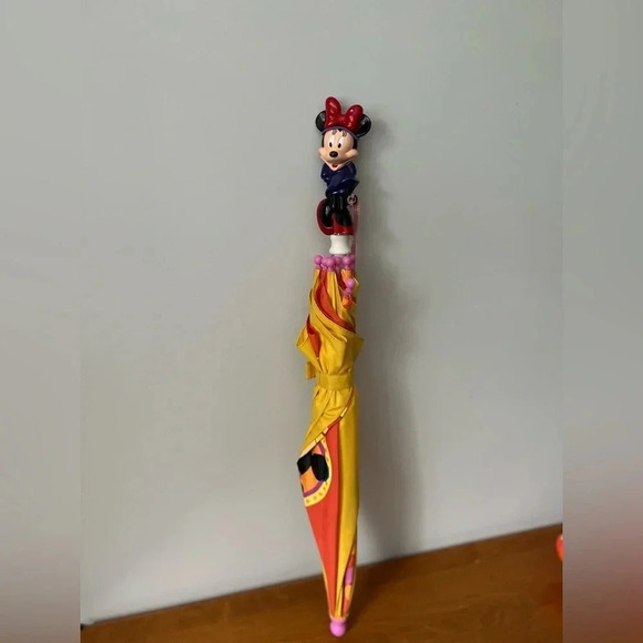 Vintage Minnie Mouse Umbrella - Picture 2 of 9